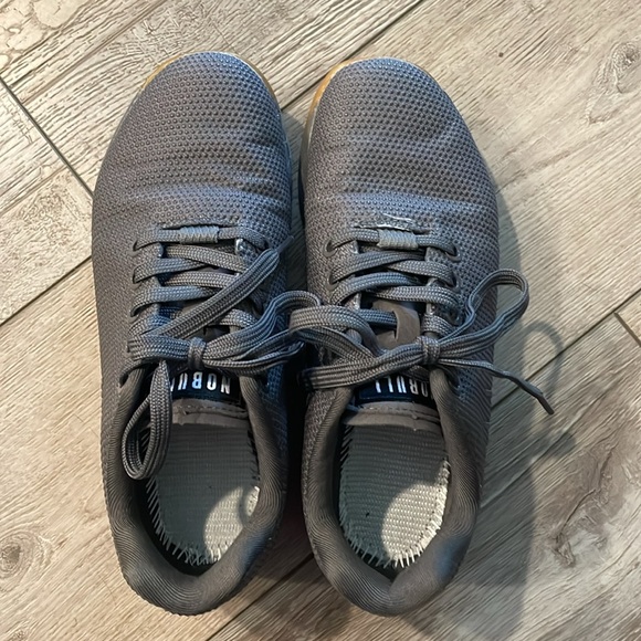 No Bull training shows. Lightly worn. No holes or tears. - Picture 3 of 5